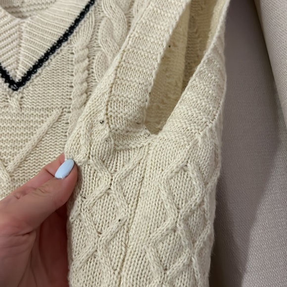 Sweater vest (folklore vibes!) - Picture 3 of 3